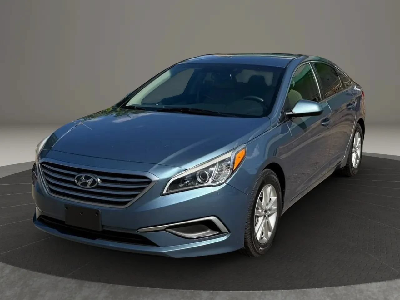 Used 2016 Hyundai Sonata SE FWD image 1