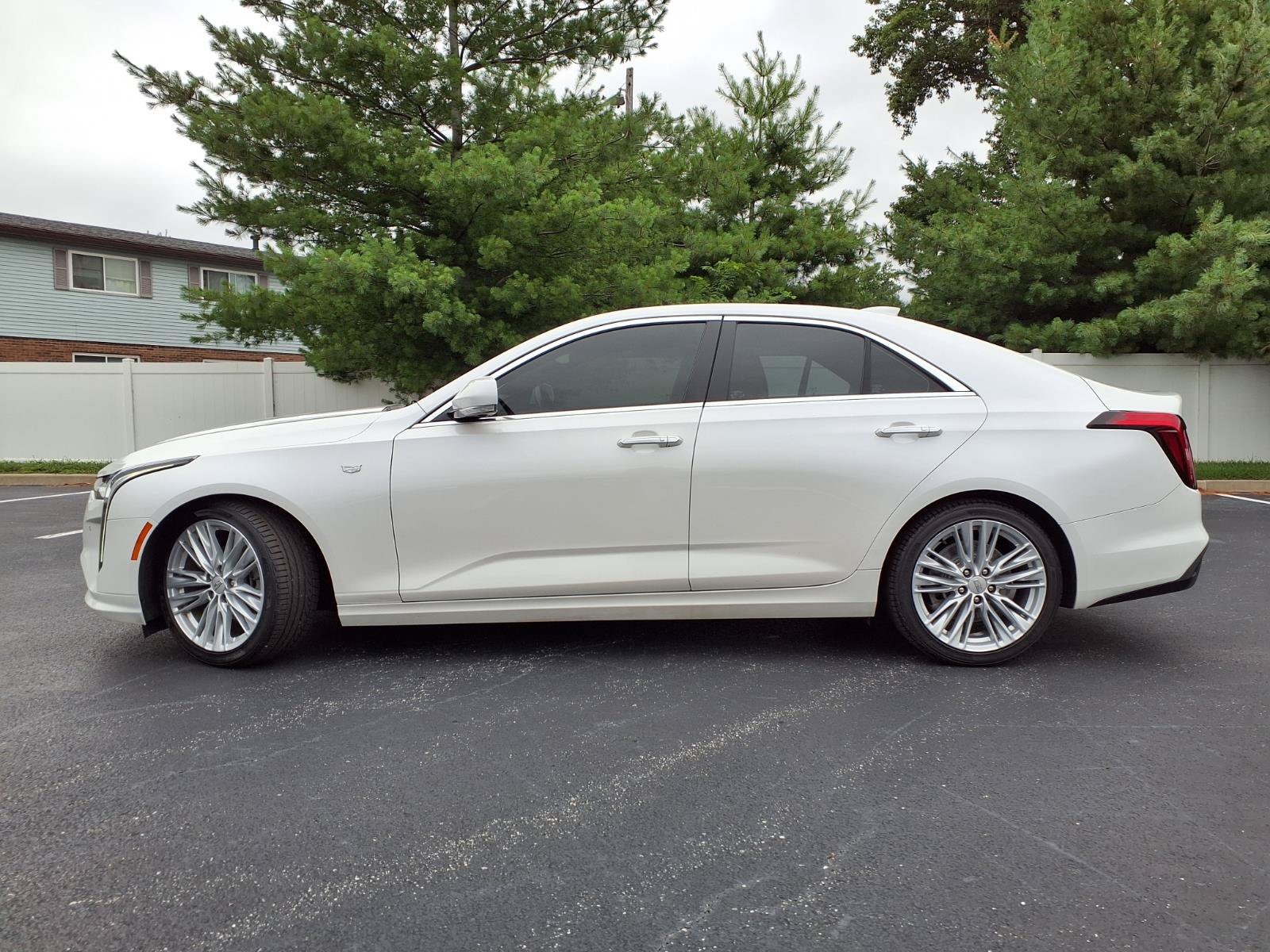 Used 2022 Cadillac CT4 Premium Luxury RWD image 30