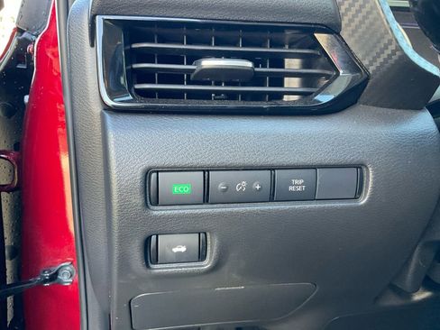 Used 2022 Nissan Sentra SV w/ All-Weather Package image 11