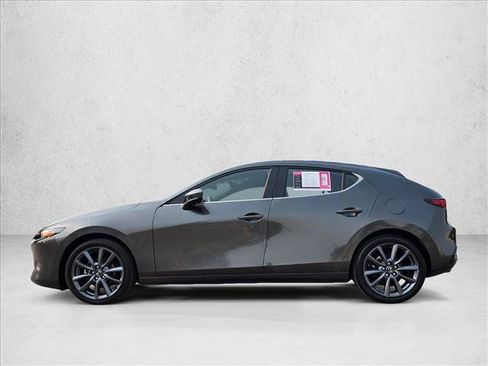 Used 2021 MAZDA MAZDA3 s FWD image 2