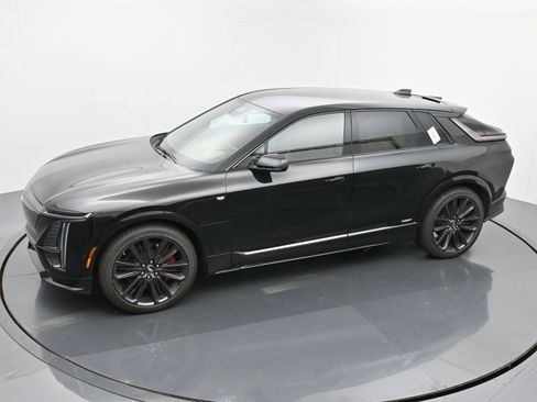 New 2026 Cadillac Lyriq V w/ LPO, Floor Liner Package image 24