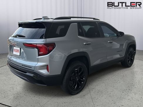 Used 2025 GMC Terrain Elevation w/ Elevation Premium Package AWD/4WD image 6