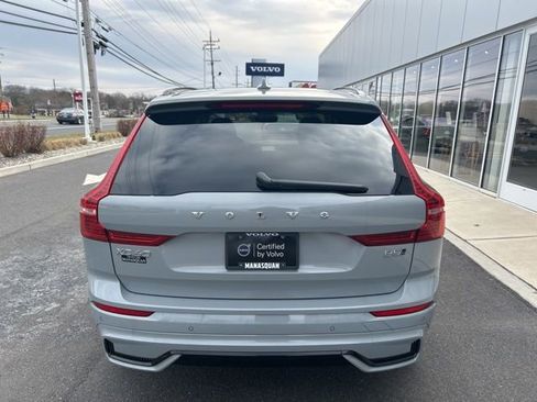 Certified 2025 Volvo XC60 B5 Plus AWD/4WD image 4