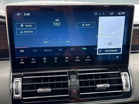 Certified 2024 Lincoln Navigator Black Label AWD/4WD image 24