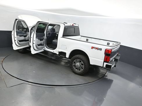 Used 2024 Ford F250 Limited w/ FX4 Off-Road Package AWD/4WD image 32