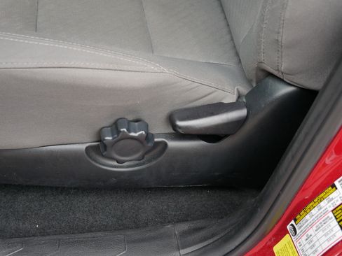 Used 2023 Toyota Tacoma SR AWD/4WD image 19
