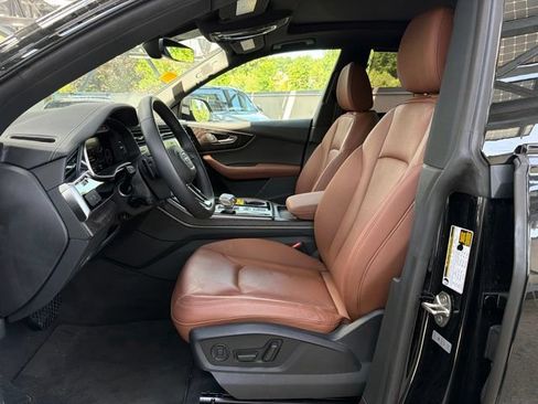 Used 2023 Audi Q8 Premium Plus w/ Premium Plus Package AWD/4WD image 9