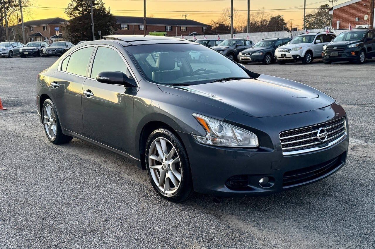 Used 2011 Nissan Maxima 3.5 SV w/ Premium Pkg FWD image 3