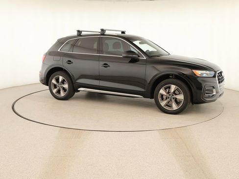 Certified 2023 Audi Q5 2.0T Premium w/ Convenience Package AWD/4WD image 9