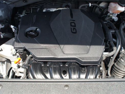Used 2024 Kia Sorento S FWD image 28