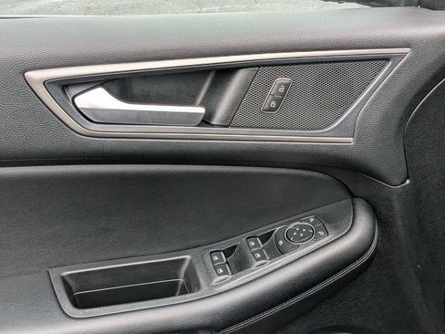 Used 2022 Ford Edge SEL w/ Convenience Package AWD/4WD image 12