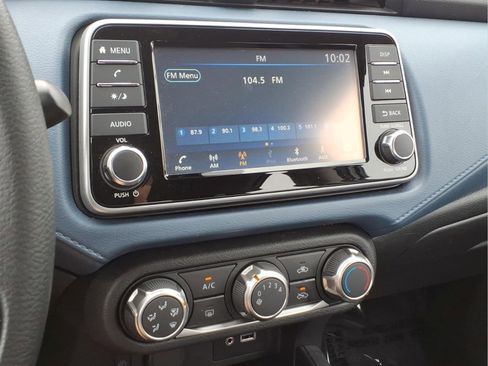 Certified 2025 Nissan Versa SV FWD image 20