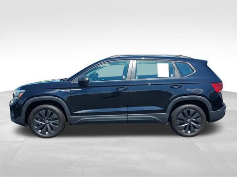 Used 2023 Volkswagen Taos S w/ Driver Assistance Package FWD image 5