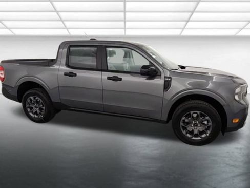 New 2026 Ford Maverick XLT w/ XLT Luxury Package AWD/4WD image 9