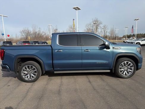 Used 2025 GMC Sierra 1500 Denali w/ Denali Reserve Package image 4