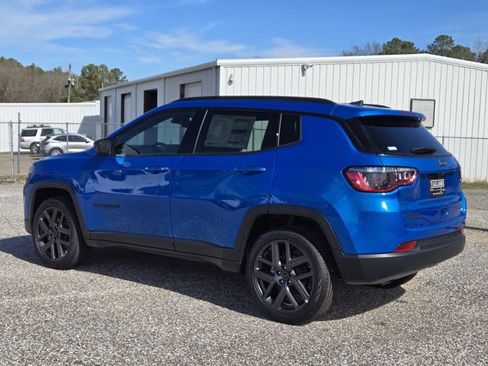 New 2026 Jeep Compass Latitude AWD/4WD image 21