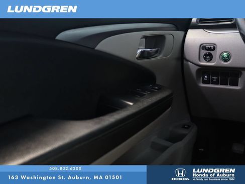 Used 2017 Honda Ridgeline RTL-T image 25