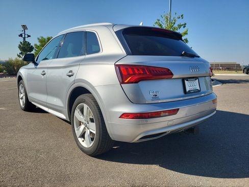 Used 2018 Audi Q5 2.0T Premium Plus w/ Premium Plus Package AWD/4WD image 3