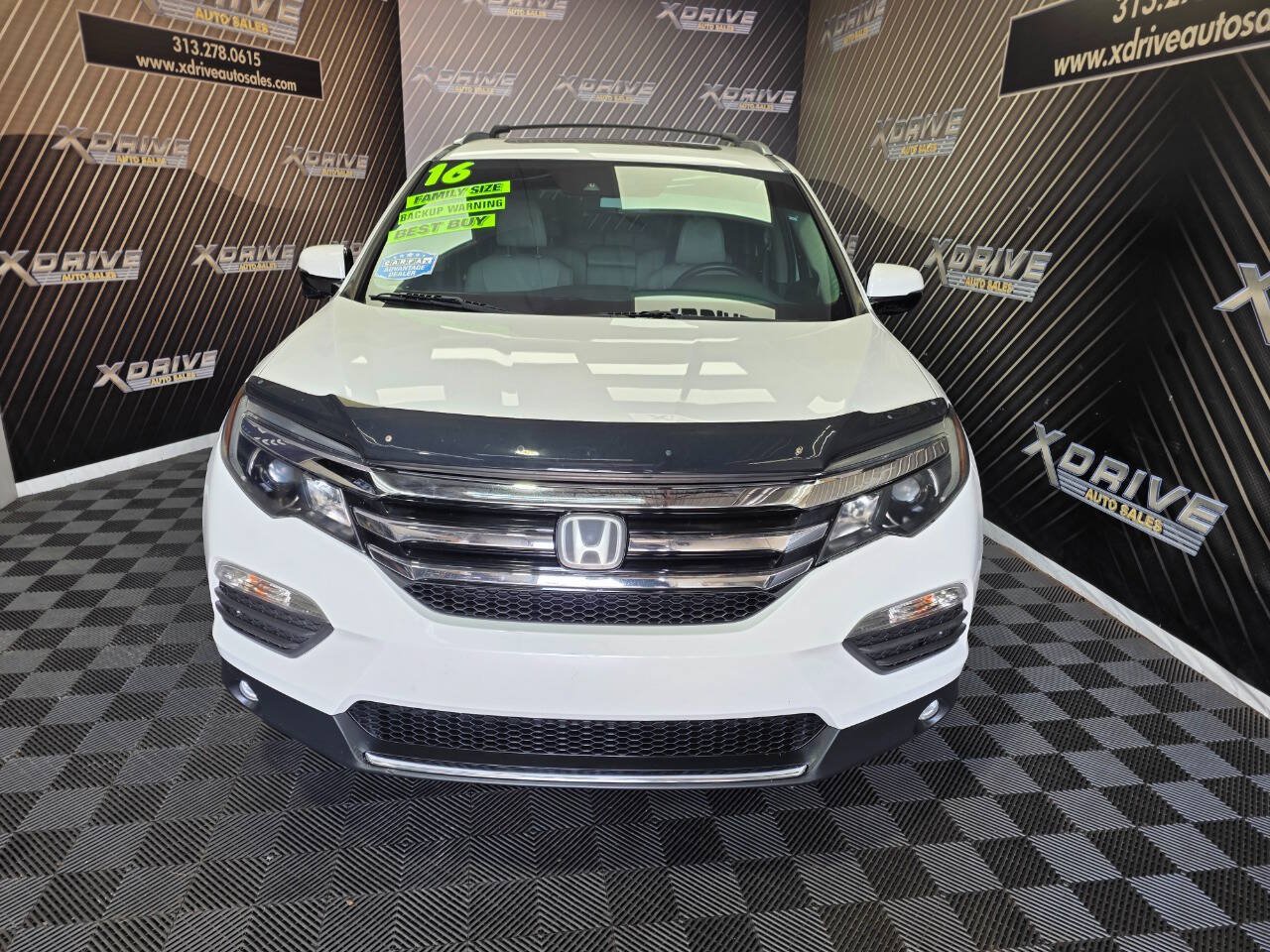 Used 2016 Honda Pilot Touring image 4