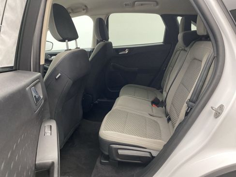 Used 2020 Ford Escape SE FWD image 17