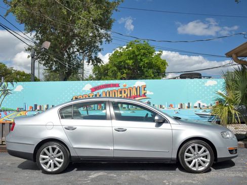 Used 2010 Volkswagen Passat Komfort image 30