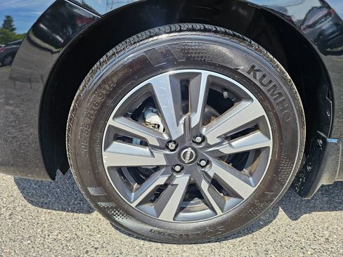 Used 2024 Nissan Versa S w/ S Plus Package FWD image 12