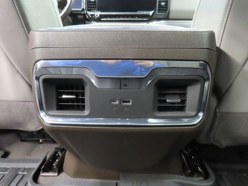 Used 2023 GMC Sierra 1500 SLT w/ SLT Convenience Package image 14