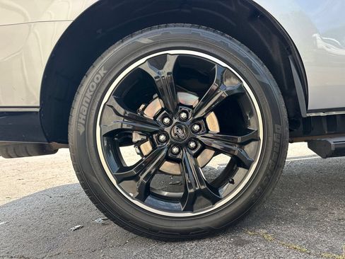 Used 2023 Ford Expedition Limited RWD image 18