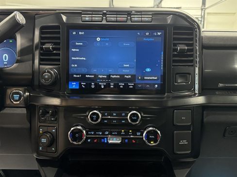 Used 2024 Ford F250 Lariat w/ Lariat Ultimate Package AWD/4WD image 36