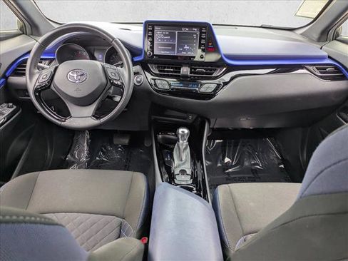 Certified 2020 Toyota C-HR XLE image 16