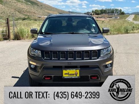 Used 2020 Jeep Compass Trailhawk w/ Cold Weather Group AWD/4WD image 8