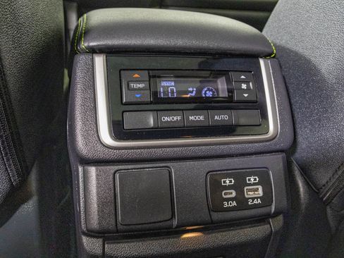 Used 2023 Subaru Ascent Onyx Edition AWD/4WD image 41