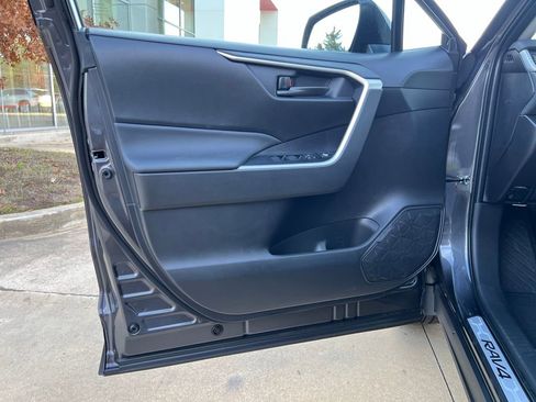 New 2025 Toyota RAV4 LE w/ Blackout Package (GST) image 11