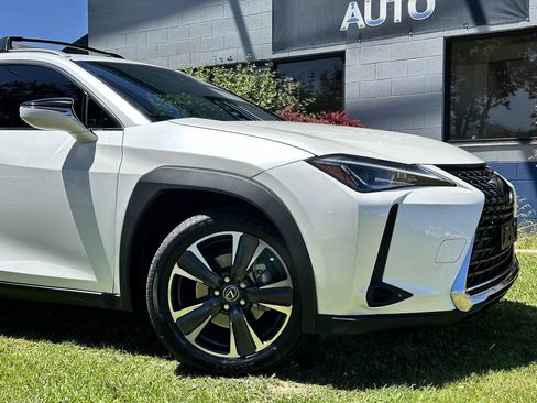 Used 2019 Lexus UX 200 w/ Accessory Package 2 FWD image 3