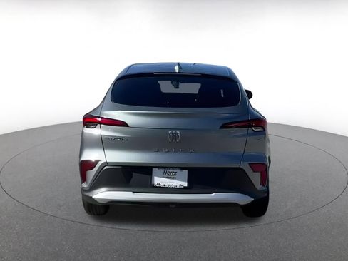 Used 2025 Buick Envista Preferred image 12