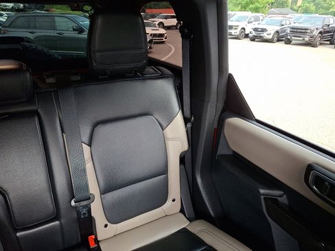 Certified 2024 Ford Bronco Wildtrak image 20