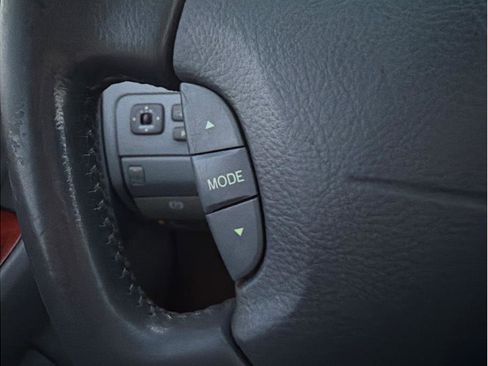 Used 2005 Lexus LS 430 image 18