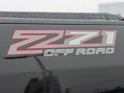 Used 2022 Chevrolet Colorado Z71 image 11