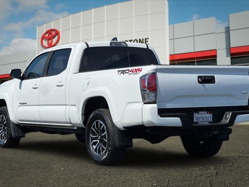 Certified 2023 Toyota Tacoma TRD Sport AWD/4WD image 5