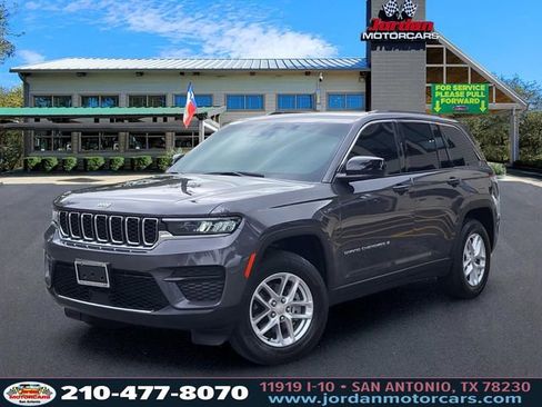 Used 2025 Jeep Grand Cherokee Laredo X RWD image 1