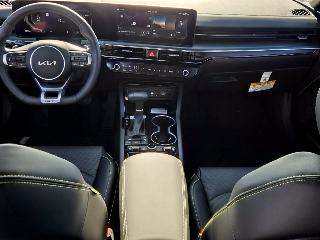 New 2027 Kia K5 GT w/ GT1 Package FWD image 9