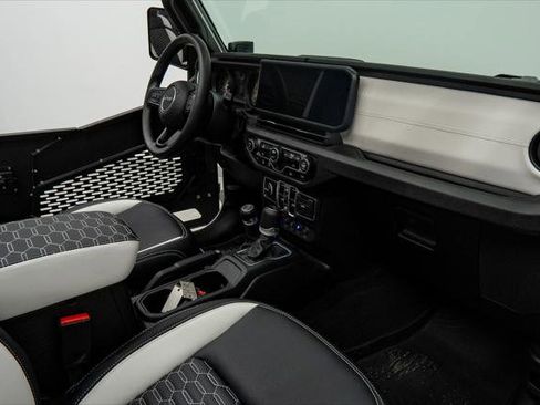 Used 2026 Jeep Wrangler Unlimited Sport image 30