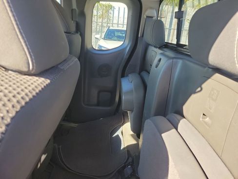 Used 2017 Nissan Frontier Desert Runner image 10