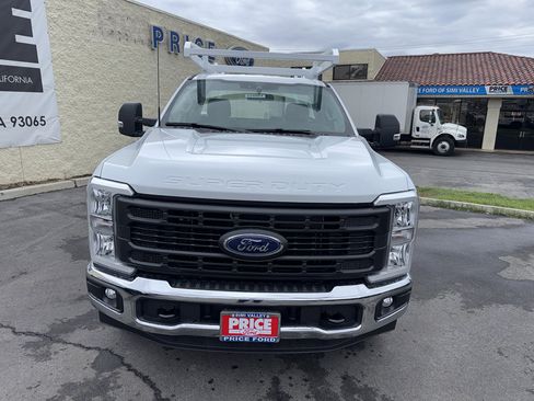 New 2026 Ford F250 XL w/ XL Chrome Package image 2