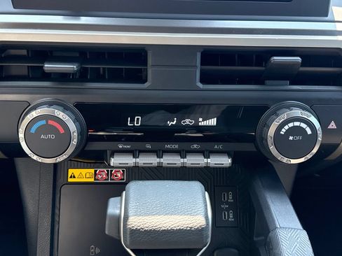 Used 2024 Toyota Tacoma SR5 w/ SR5 Upgrade Package RWD image 24