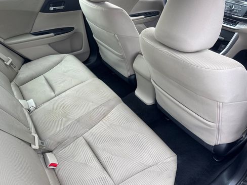 Used 2014 Honda Accord LX image 31