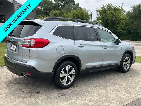 Certified 2023 Subaru Ascent Premium w/ Convenience Package AWD/4WD image 5