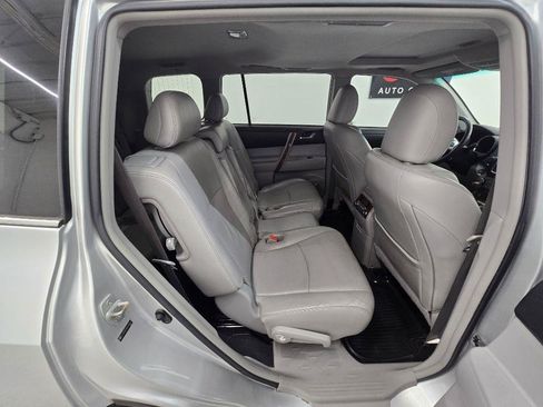 Used 2013 Toyota Highlander Limited FWD image 15