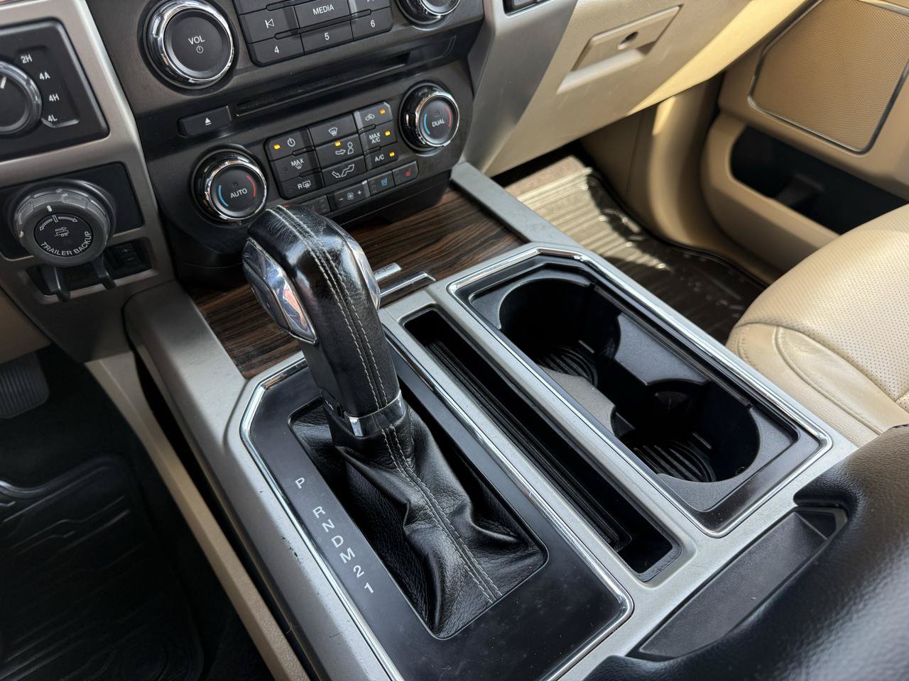 Used 2016 Ford F150 Lariat AWD/4WD image 30