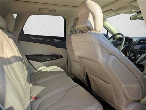 Used 2017 Lincoln MKC Reserve w/ Lincoln MKC Climate Package image 12